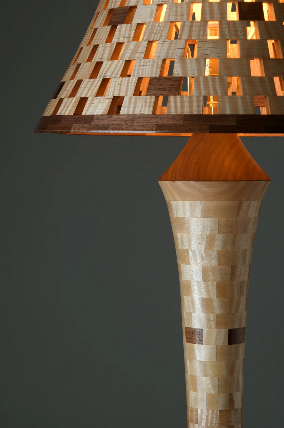 Segmented Floor Lamp